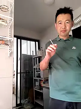 huanhuanaaaaa online show from April 9, 3:50 am