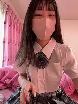 Snapshot of aonyan_7 chatting on March 14, 12:06 am aonyan 7 online show from March 14, 12:06 am