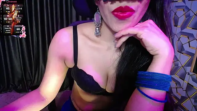 Snapshot of heyy_kiran chatting on April 18, 5:06 pm heyy kiran online show from April 18, 5:06 pm
