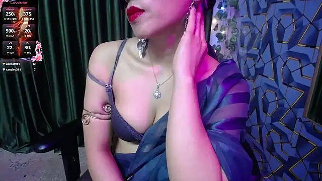 Snapshot of heyy_kiran chatting on April 29, 6:36 pm heyy kiran online show from April 29, 6:36 pm