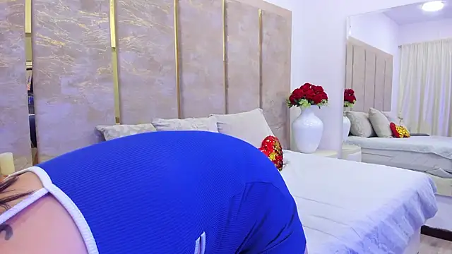 Snapshot of MiaWelkin chatting on September 14, 12:15 pm MiaWelkin online show from September 14, 12:15 pm