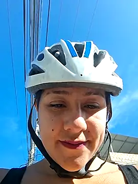 Snapshot of CAROLINE__07 chatting on September 23, 1:03 pm CAROLINE 07 online show from September 23, 1:03 pm