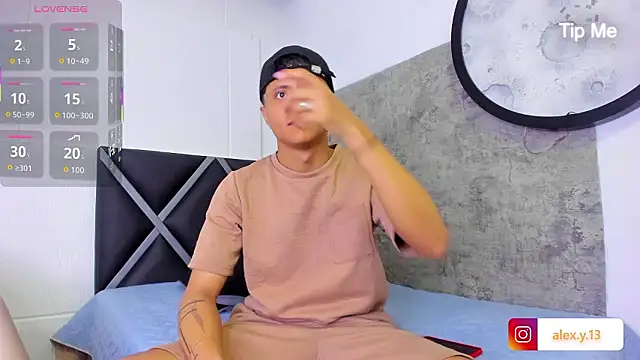  Leohot  online show from March 3, 2:50 am