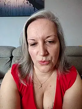 Feelineducentre online show from October 6, 9:18 am