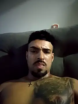 Snapshot of nnyzinho17 chatting on December 16, 9:20 pm nnyzinho17 online show from December 16, 9:20 pm