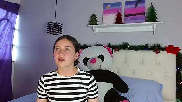 Snapshot of Zaaida_ chatting on December 16, 4:45 pm Zaaida online show from December 16, 4:45 pm