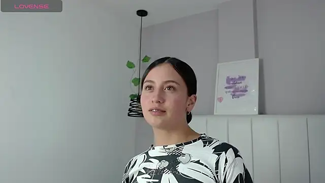 Snapshot of Zaaida_ chatting on February 20, 8:53 pm Zaaida online show from February 20, 8:53 pm