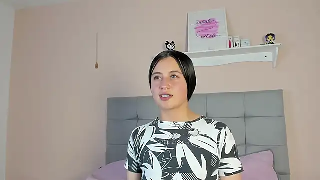 Snapshot of Zaaida_ chatting on April 22, 9:38 pm Zaaida online show from April 22, 9:38 pm