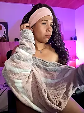 IVONNE COLLINS33 online show from March 5, 2:29 am