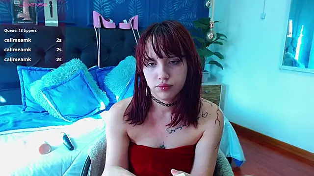 Snapshot of zohet_kriss chatting on March 22, 1:25 pm zohet kriss online show from March 22, 1:25 pm