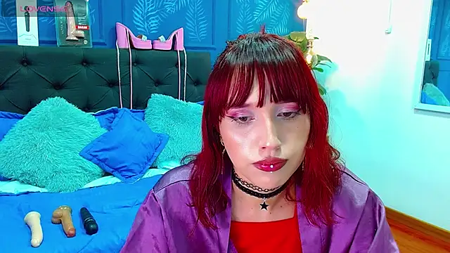 Snapshot of zohet_kriss chatting on April 15, 7:58 pm zohet kriss online show from April 15, 7:58 pm