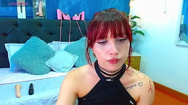 Snapshot of zohet_kriss chatting on April 30, 8:57 pm zohet kriss online show from April 30, 8:57 pm