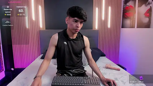 OnlyJos online show from November 29, 8:23 pm