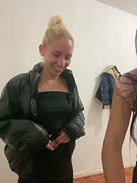 Bruna551 online show from November 20, 11:15 pm