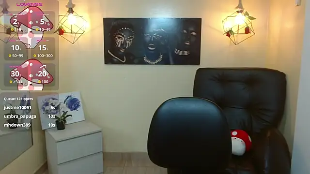 Snapshot of agarycus_ chatting on October 4, 12:58 pm agarycus online show from October 4, 12:58 pm