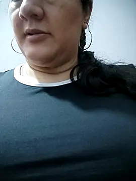 Aisha manzur online show from November 28, 5:04 pm