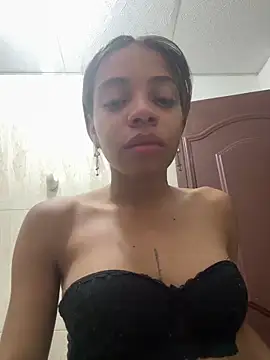 yumi hanna online show from March 16, 4:40 am