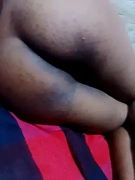 Snapshot of sexysexylaky chatting on July 28, 5:34 pm sexysexylaky online show from July 28, 5:34 pm
