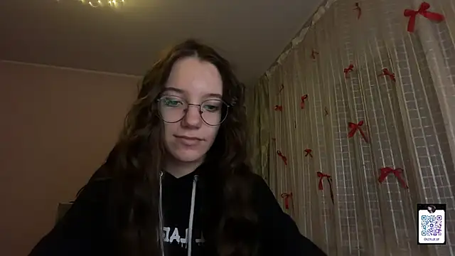 Snapshot of Vietero chatting on May 24, 8:14 pm Vietero online show from May 24, 8:14 pm