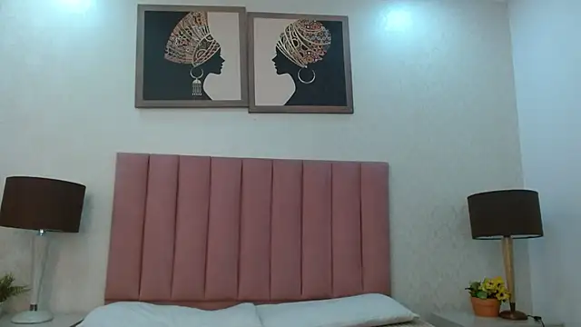 Snapshot of Isabelgh_ chatting on April 23, 7:49 pm Isabelgh online show from April 23, 7:49 pm