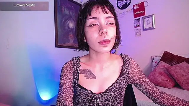 dark  nymph online show from July 7, 7:18 pm