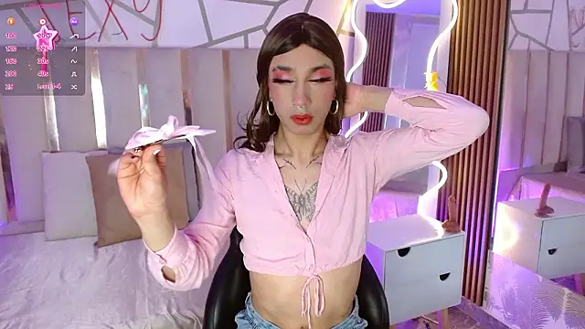 CYRUS TAY online show from February 2, 1:10 pm