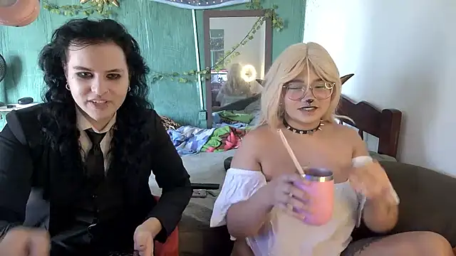 Angel Duck online show from September 23, 3:48 pm