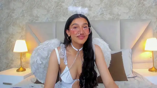 ValentiinaCruz online show from October 30, 10:10 pm