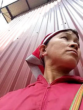 MaiHoa69 online show from April 3, 3:04 am