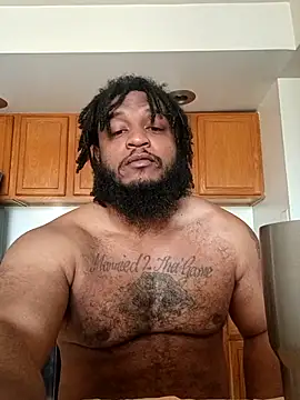 Snapshot of Longthickdick33 chatting on April 21, 12:22 pm Longthickdick33 online show from April 21, 12:22 pm