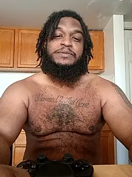 Snapshot of Longthickdick33 chatting on May 8, 12:32 pm Longthickdick33 online show from May 8, 12:32 pm