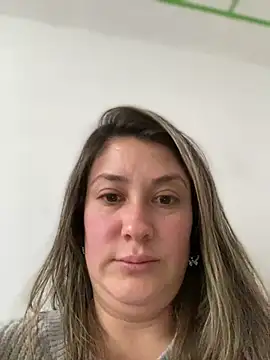 Snapshot of Abby-LS chatting on October 23, 9:02 pm Abby-LS online show from October 23, 9:02 pm