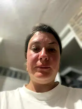 Snapshot of Abby-LS chatting on November 30, 1:20 am Abby-LS online show from November 30, 1:20 am