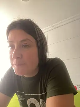 Snapshot of Abby-LS chatting on December 19, 2:24 pm Abby-LS online show from December 19, 2:24 pm