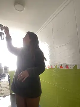 Snapshot of Abby-LS chatting on February 5, 2:11 pm Abby-LS online show from February 5, 2:11 pm