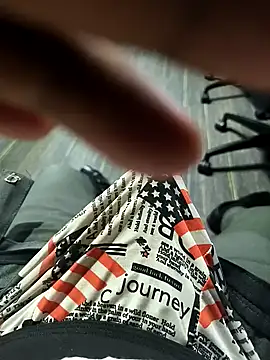 hotboy43339 online show from November 18, 8:24 pm