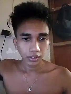 charlie0728 online show from October 4, 11:30 am