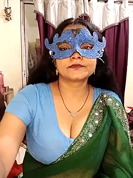 MEERAcle online show from February 25, 3:54 pm