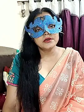 MEERAcle online show from April 17, 3:59 pm