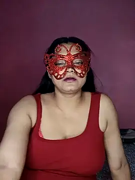 Snapshot of MEERAcle chatting on April 25, 2:47 pm MEERAcle online show from April 25, 2:47 pm