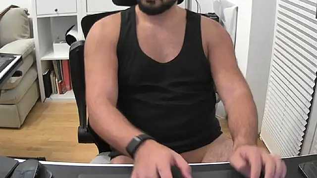 Snapshot of Velvetvoyager69 chatting on November 4, 5:56 pm Velvetvoyager69 online show from November 4, 5:56 pm