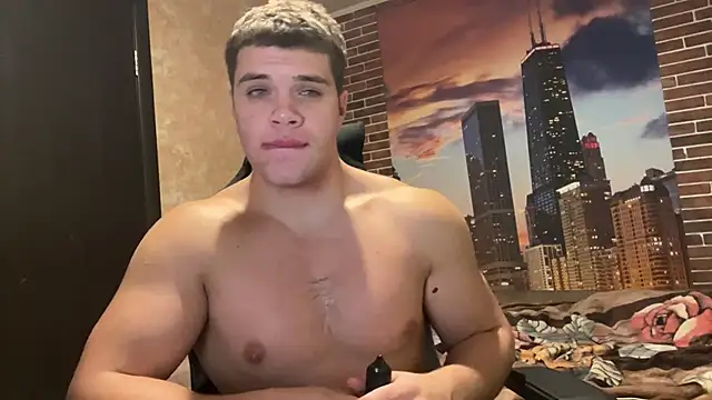 MusclePhantom online show from November 11, 9:37 pm