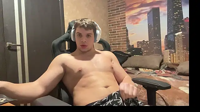 MusclePhantom online show from January 18, 9:07 pm