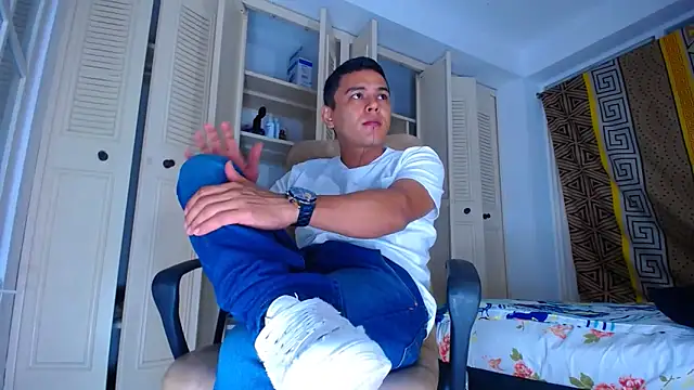 angelss 666 online show from May 13, 3:04 am