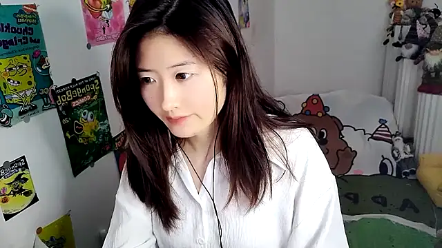 Snapshot of Moonlight-23 chatting on September 19, 7:21 am Moonlight-23 online show from September 19, 7:21 am