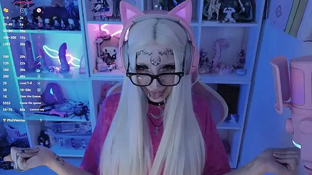Nana stolass online show from June 15, 2:52 pm