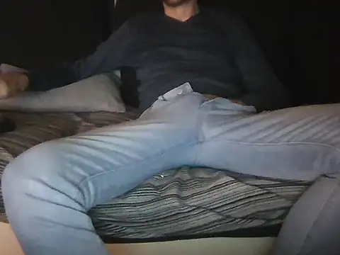 Snapshot of Edu7911 chatting on February 23, 9:34 pm Edu7911 online show from February 23, 9:34 pm