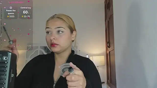 MikaelaStone online show from February 22, 9:41 am