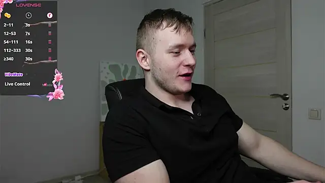 Snapshot of Richard_Dullas chatting on April 18, 7:58 pm Richard Dullas online show from April 18, 7:58 pm
