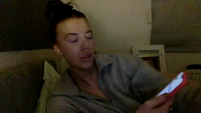 Bellababexox online show from June 18, 4:13 am